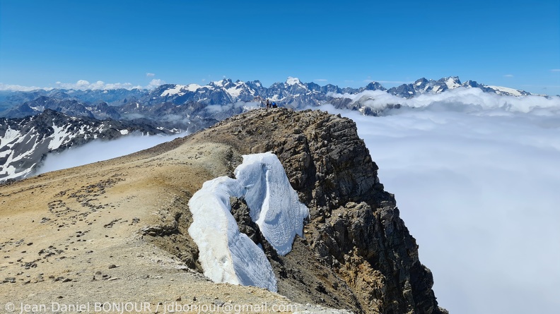 Mont Thabor (3178) (vue sud-ouest en direction du massif des Écrins) 2020-07-17 344.jpg