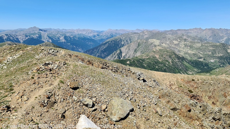 Depuis le sommet de la Cime de la Lombarde (2800m), vue vers l'Ouest d'où l'on vient 2021-07-11 289.jpg