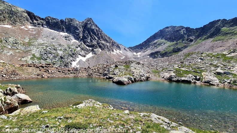 En-dessous de la Baisse du Druos, les Laghi superiori di Valscura (2440m) 2021-07-11 303.jpg