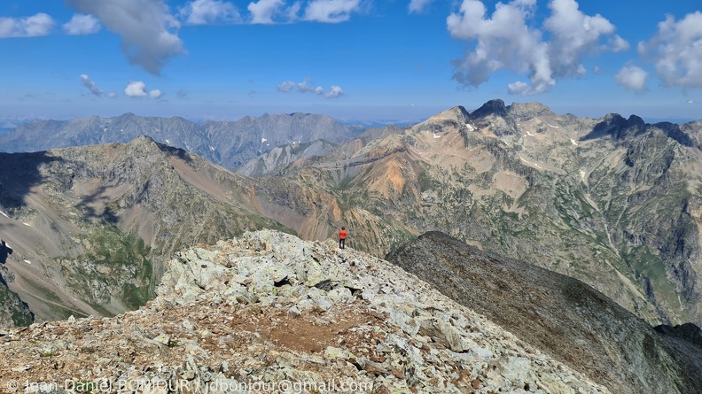 Depuis le sommet de la la Tête de la Muraillette (3019m), vue vers l'ouest 2022-07-14 364.jpg