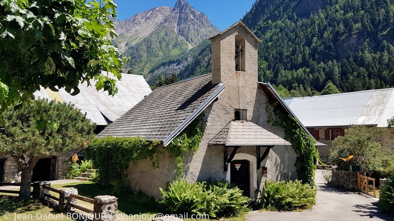 Pittoresque village de Valsenestre (1290) 2022-07-12 296 CTY.jpg