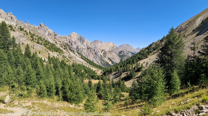 En-dessous du Col de Furfande, vue arrière vers le nord 2022-08-01 605.jpg