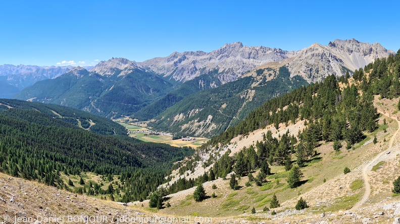 Descente sur Brunissard, vue vers le sud-ouest 2022-07-31 587.jpg