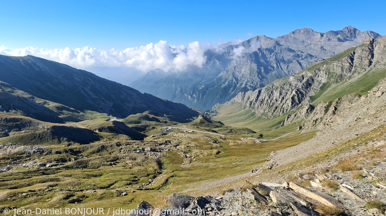 Depuis le Col Agnel (2744, frontière France-Italie), vue au sud-est sur l'Italie 2022-07-24 166.jpg